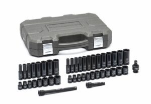 GEARWRENCH 44 Pc. 3/8“ Drive 6 Point Standard & Deep Impact SAE/Metric Socket Set
